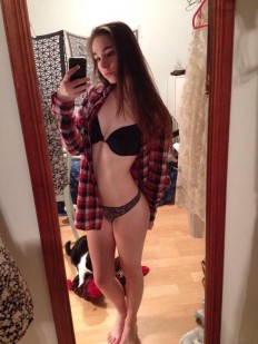 Фото проститутки Вика №1 в городе Армянск